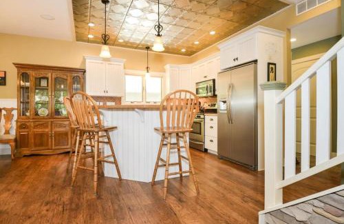 Saugatuck House | Beach House