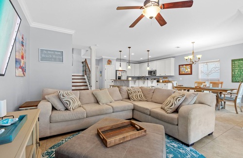 Villages of Crystal Beach House | Beach House w/6-Seat GOLF CART! Crystal Beach - Destin, Pool & Hot Tub, Tram