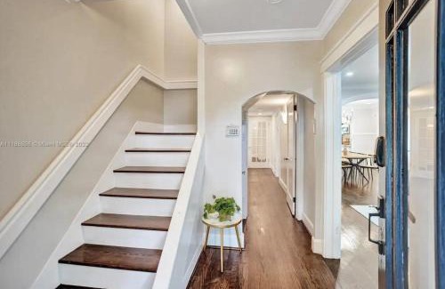 Downtown Hollywood Villa | Beach House w/Heated Pool