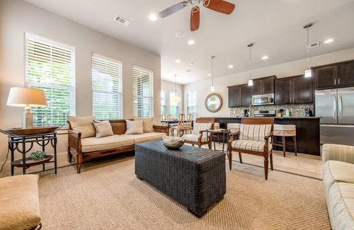 Villa Lago House | Beach house w/shared pool, on-site golf, and six-seater golf cart