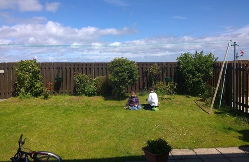 Crail House | BEACH HOUSE WALK, homely holiday home in Crail, near St Andrews, home of golf!