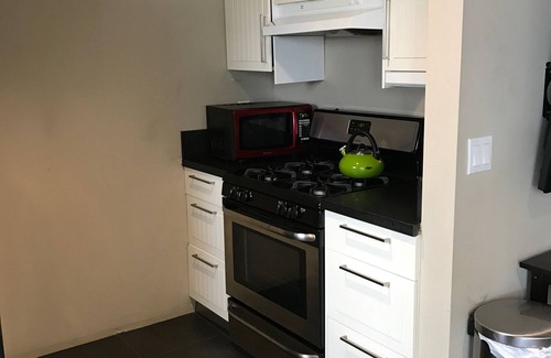 South Redondo House | Beach House Walking Distance from Pier