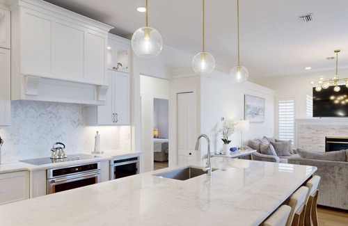Belleair Beach House | Beach House with street Water View!