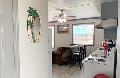 Surfside Beach House | Beach Hut - Half Duplex Just a Few Blocks to Sand Shore and Jetty Park