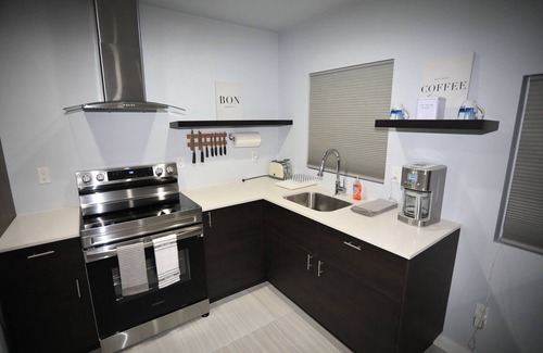 Laurel Condo | Beach is only one a minute drive. Nicely remodeled condo.