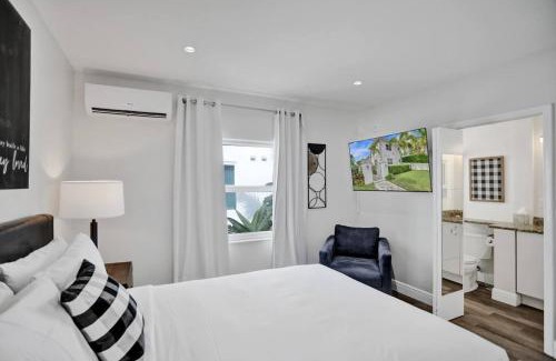 Hendricks and Venice Isles Apartment | Beach Isles Modern Studio Apartment in Fort Lauderdale
