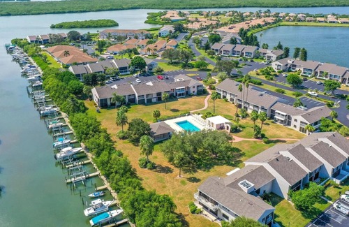 Fort Pierce Shores Condo | Beach Life 2-bedroom condo in Hutchinson Island