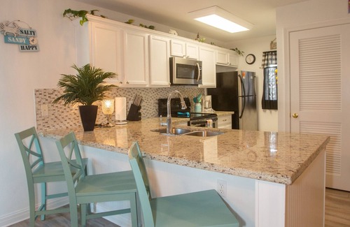South Padre Island Condo | Beach life living!