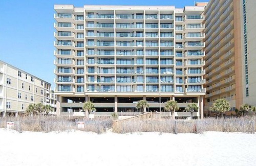 Ocean Drive Condo | Beach Lover's Condo With Spectacular Ocean View, Pool, Lazy River, & Jacuzzi!