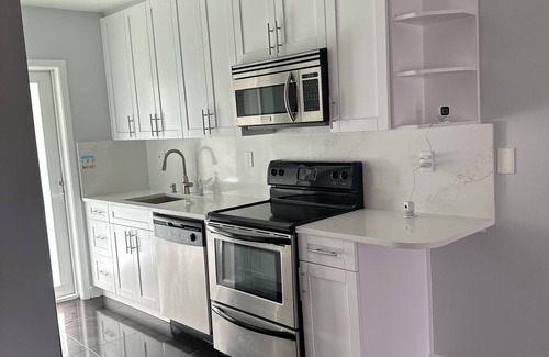 Dolphin Isles Apartment | Beach Lover’s Paradise: Cozy rental just 5 minutes walk to Fort Lauderdale beach