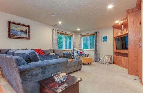 Gleneden Beach House | Beach Music