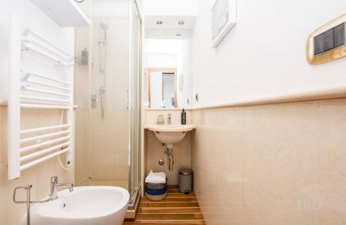Nervi Apartment | Beach | Parking | Wifi | A/C| Sea View By Tilo