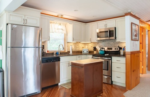 Charlestown House | Beach Pass, Central A/C, & Outdoor Shower