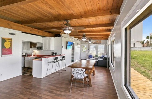 South Padre Island House | Beach Pit