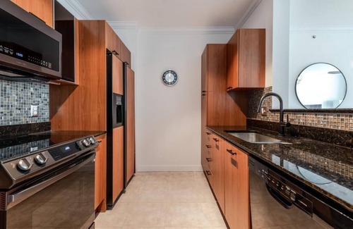 Boynton Beach Condo | Beach Place at Marina Village LUXURY 1BD Condo w/Pool, Ocean View, Beach 5 min