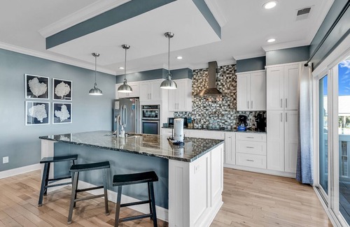 North Myrtle Beach House | Beach Please Waterfront Casa*Outdoor Bar*Walk2Beach