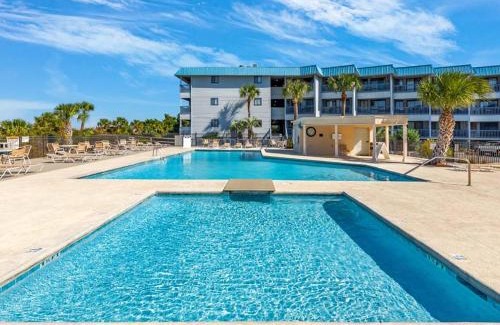 Tybee Island Apartment | Beach Racquet A221