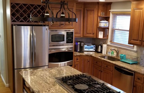 New London House | Beach Rental in New London, CT