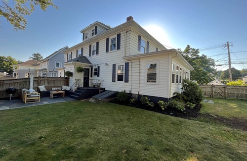 Marblehead House | Beach Retreat outside Historic Salem
