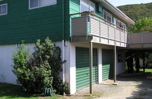 Waikawa Bay House | Beach Road Waikawa two storey bach