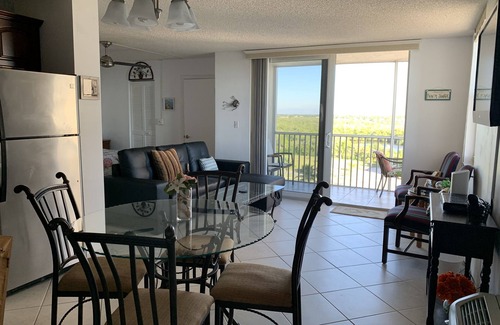 Bonita Springs Condo | Beach, Shelling, Water Sport, Restaurant Right Across The Street! Paradise!