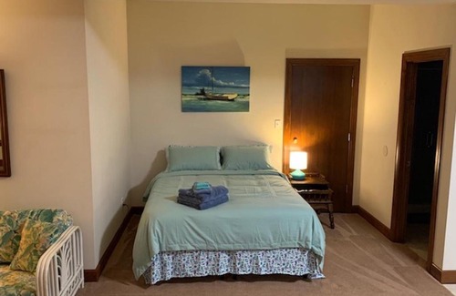 Cottage Line Apartment | Beach Side HideAway condo