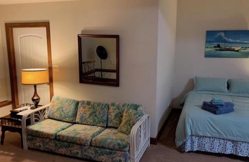 Cottage Line Apartment | Beach Side HideAway condo