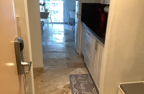 Sunny Isles Beach Apartment | Beach Studio in Sunny Isles - amazing pool - beach & city view - private balcony