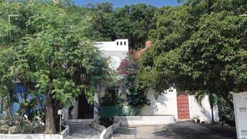Crucecita House | Beach-style house near the sea