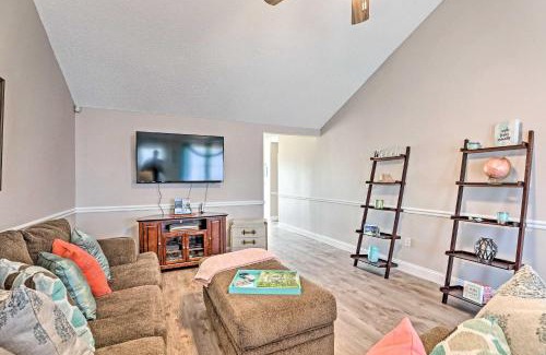 North Charleston House | Beach-Themed Retreat 10 Mi to Downtown Charleston