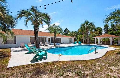 Gulf Pines House | Beach Therapy