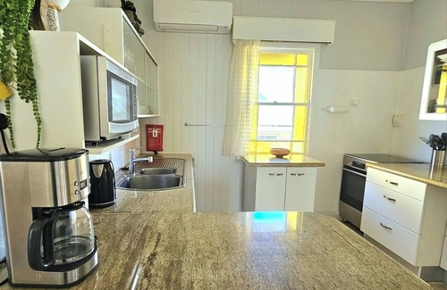 Caloundra House | Beach Views from Front Door- Central Caloundra!