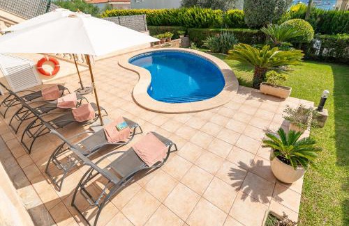 Alcanada Villa | Beach Villa Arran de Mar by Sealand Villas