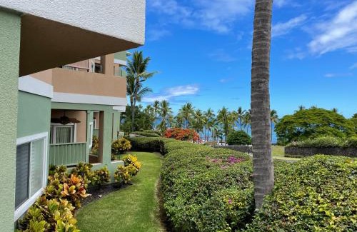 Kahaluu Bay Apartment | Beach Villas at Kahalu'u