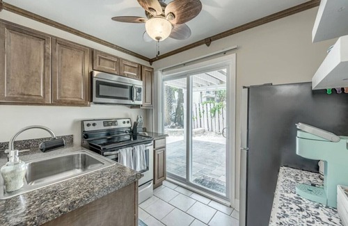 Jacksonville Beach House | Beach-Walk Getaway Sleeps 4! 1 Block from Ocean