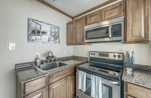 Jacksonville Beach House | Beach-Walk Getaway Sleeps 4! 1 Block from Ocean