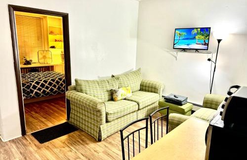 Atlantic City Apartment | Beachblock, 1 Br Reno Apt in Atlantic City!