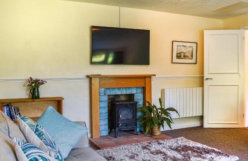 Etchinghill House | Beachborough Park Summer House