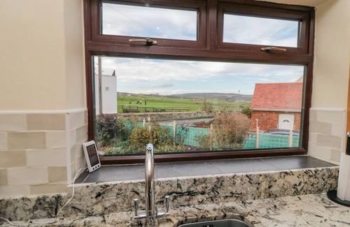 Whitby Cottage | BEACHCREST, pet friendly, character holiday cottage in Whitby
