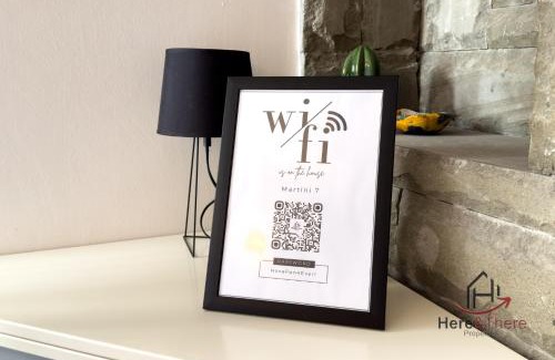 Albisola Superiore Apartment | Beaches 1 min away - Free WiFi - Smart TV - AC