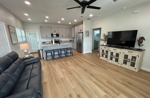 Ono Island House | Beaches, boats, and sand between your toes! Blue Herons nest is calling!