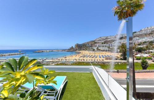 Puerto Rico Apartment | BeachFront Suites Morea Puerto Rico by VillaGranCanaria