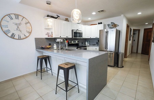 Puerto Penasco Condo | Beachfront 2-bedroom condo with on-site spa in beautiful Puerto Peñasco