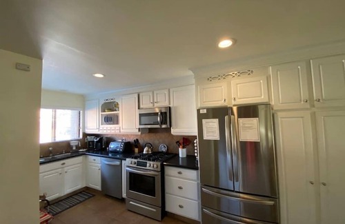 Downtown Condo | Beachfront 3 BDR Downtown Pismo Beach.
