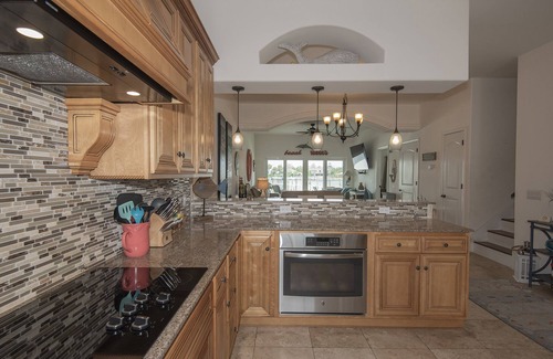 Sunset Pass House | Beachfront 4 Bedrm 3.5 Bath Spectacular Banana Bay Townhome On the Intracoastal