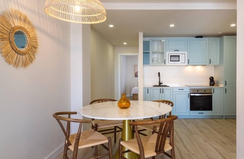 Roquetas de Mar Apartment | Beachfront apartment, ideal for disconnecting and resting.