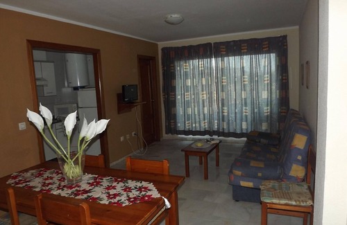 Alcossebre Apartment | Beachfront Apartment with 3 Bedrooms, Pool & Garden - Cap i Corp, Alcalà de Xivert