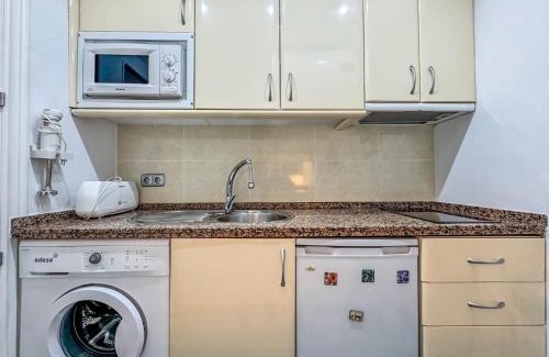 Carihuela Apartment | Beachfront Apartment in La Carihuela