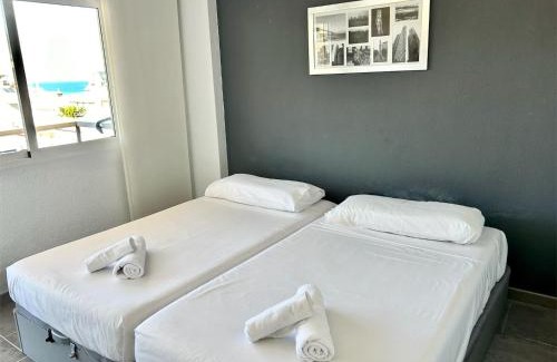Carihuela Apartment | Beachfront Apartment in La Carihuela