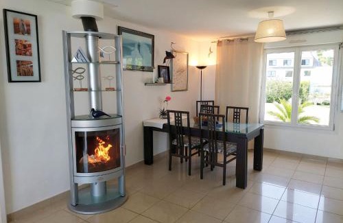Plouguerneau House | Beachfront Apartment in Plouguerneau